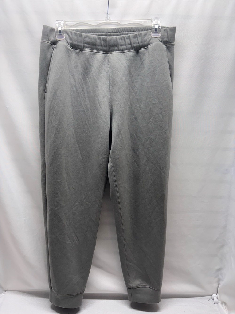 Uniqlo Mens Ultra Stretch Active Jogger Pants Gray Size Large**